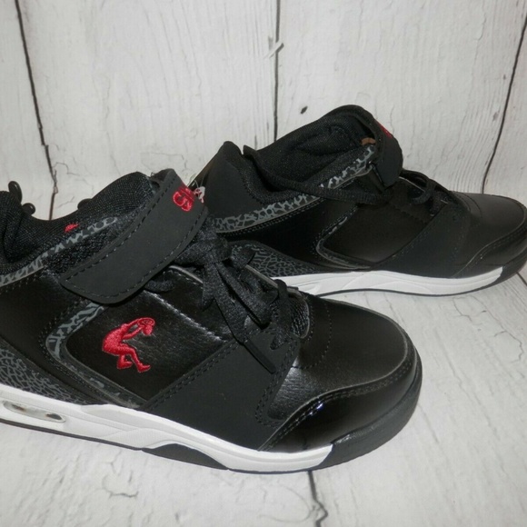 NEW Boys Shaq Youth Size 3 Athletic Shoes NWT - Picture 5 of 8